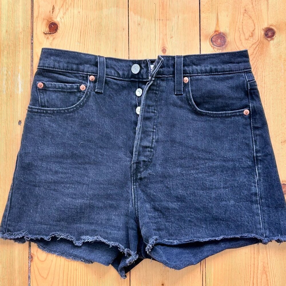 Levi's Ribcage Shorts - 28 Black Lake